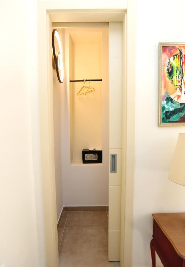 Apartman Kamala Pula Exteriör bild