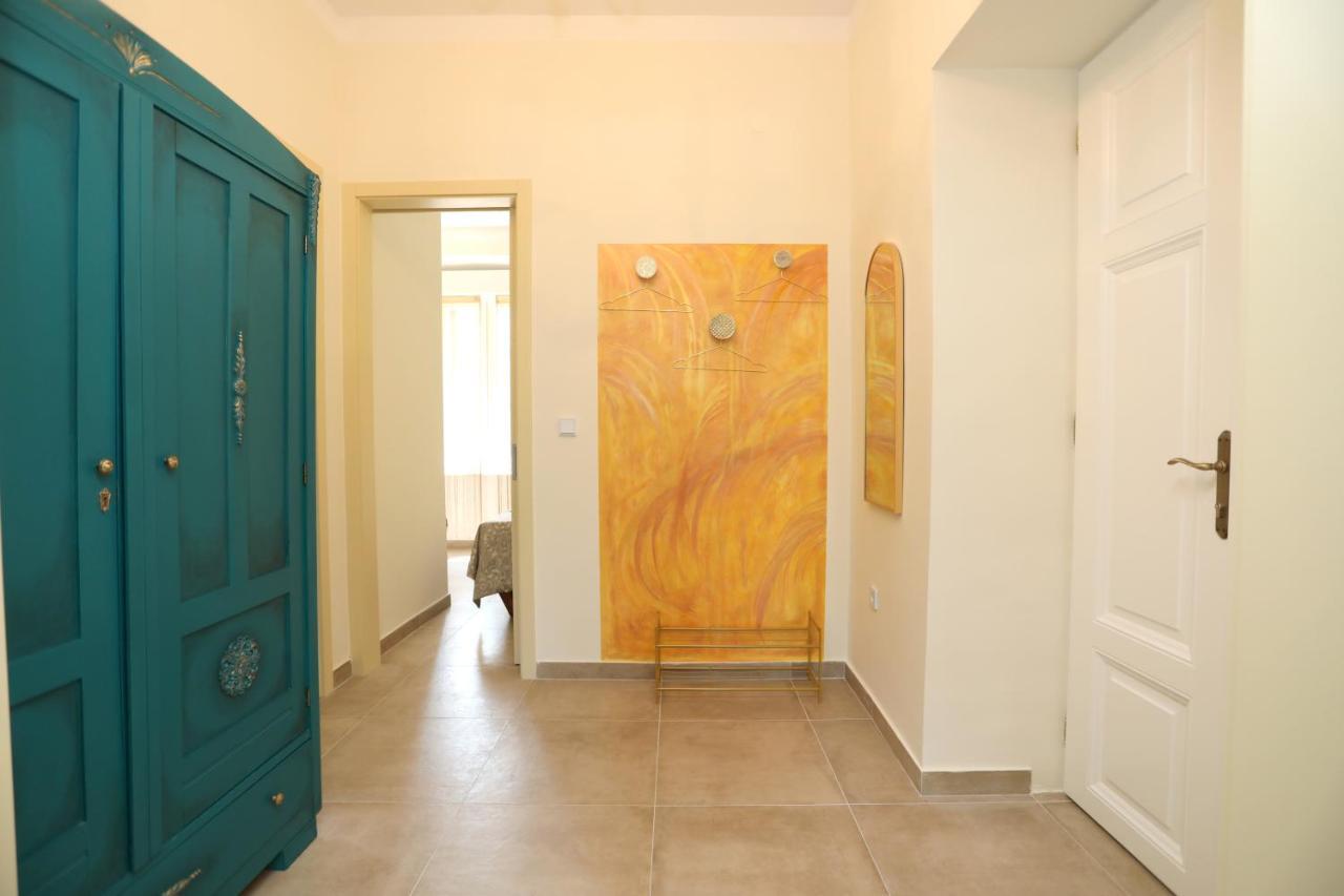 Apartman Kamala Pula Exteriör bild